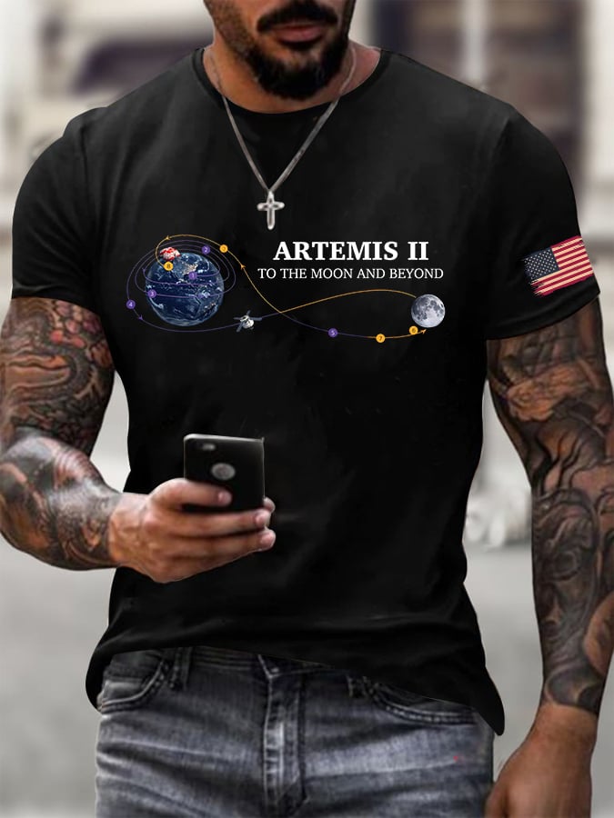 Men's To The Moon And Beyond Print Round Neck T-shirt