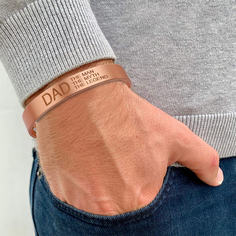 Fashionable vintage red copper bracelet