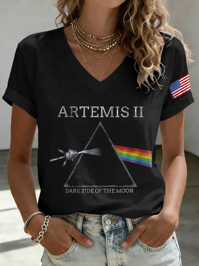 V-Neck Retro Artemis II Dark Side Of The Moon Print T-Shirt