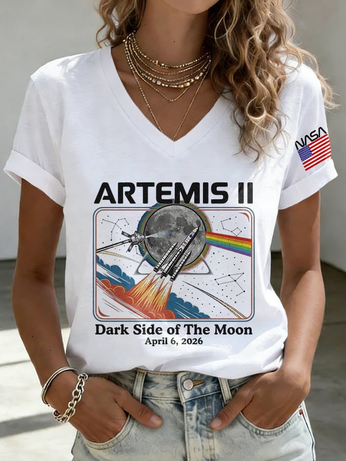 V-Neck Retro Artemis II Dark Side Of The Moon Print T-Shirt