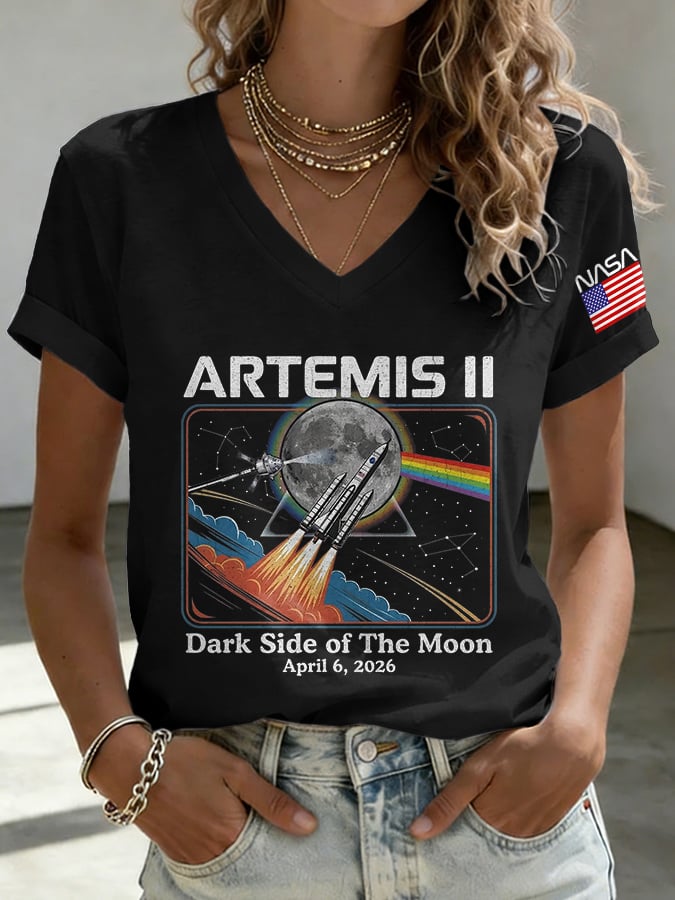 V-Neck Retro Artemis II Dark Side Of The Moon Print T-Shirt