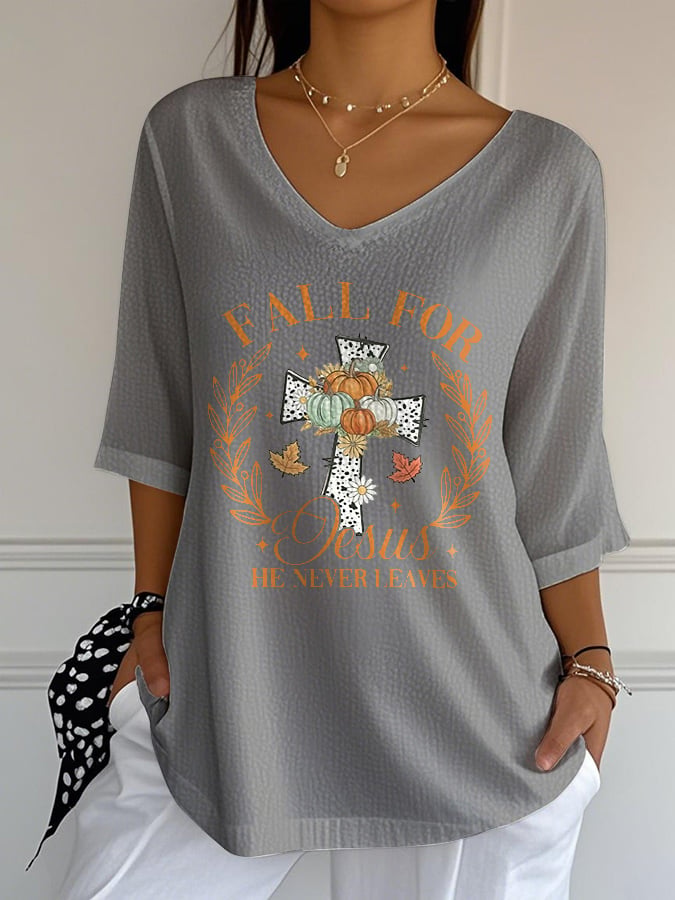 Women's Fall For Jesus He Never Leaves Print T-Shirt