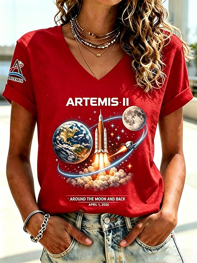 Retro Artemis II 2026 Rocket Launch Print T-Shirt