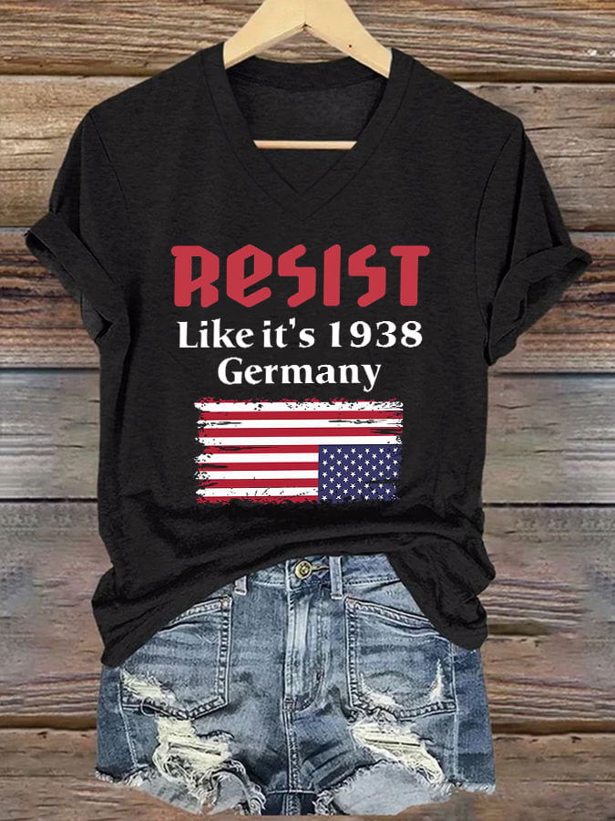 V-Neck Retro Resist Like It's 1938 Germany Print T-Shirt