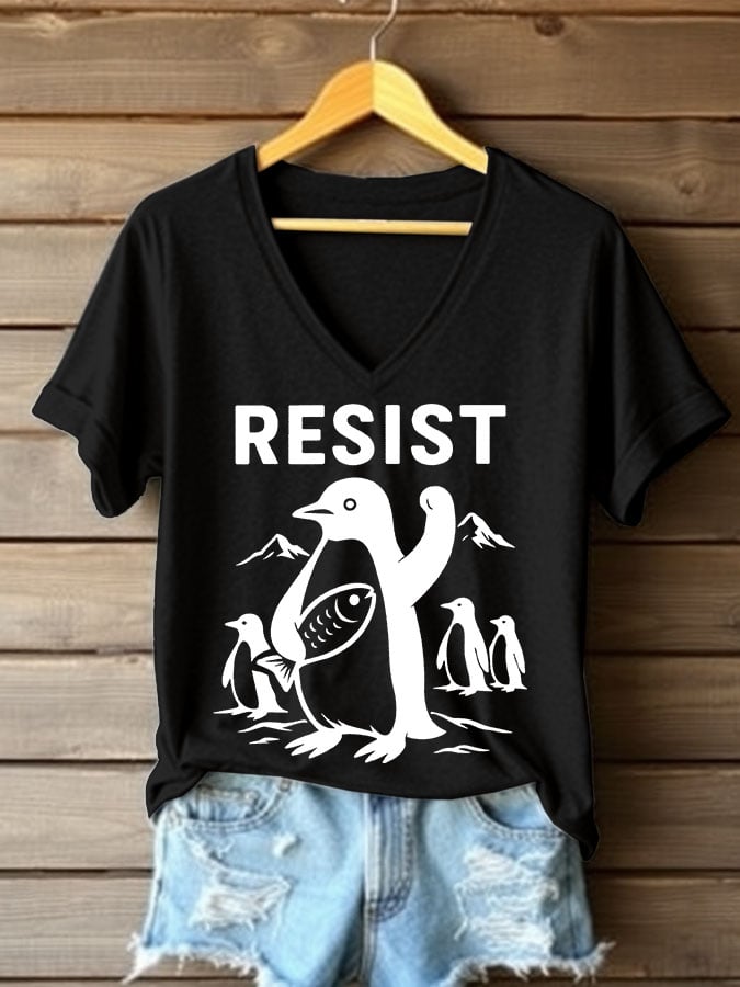 🔥Buy 3 Get 15% Off🔥Women's Penguins Resist Printed V Neck T-shirt