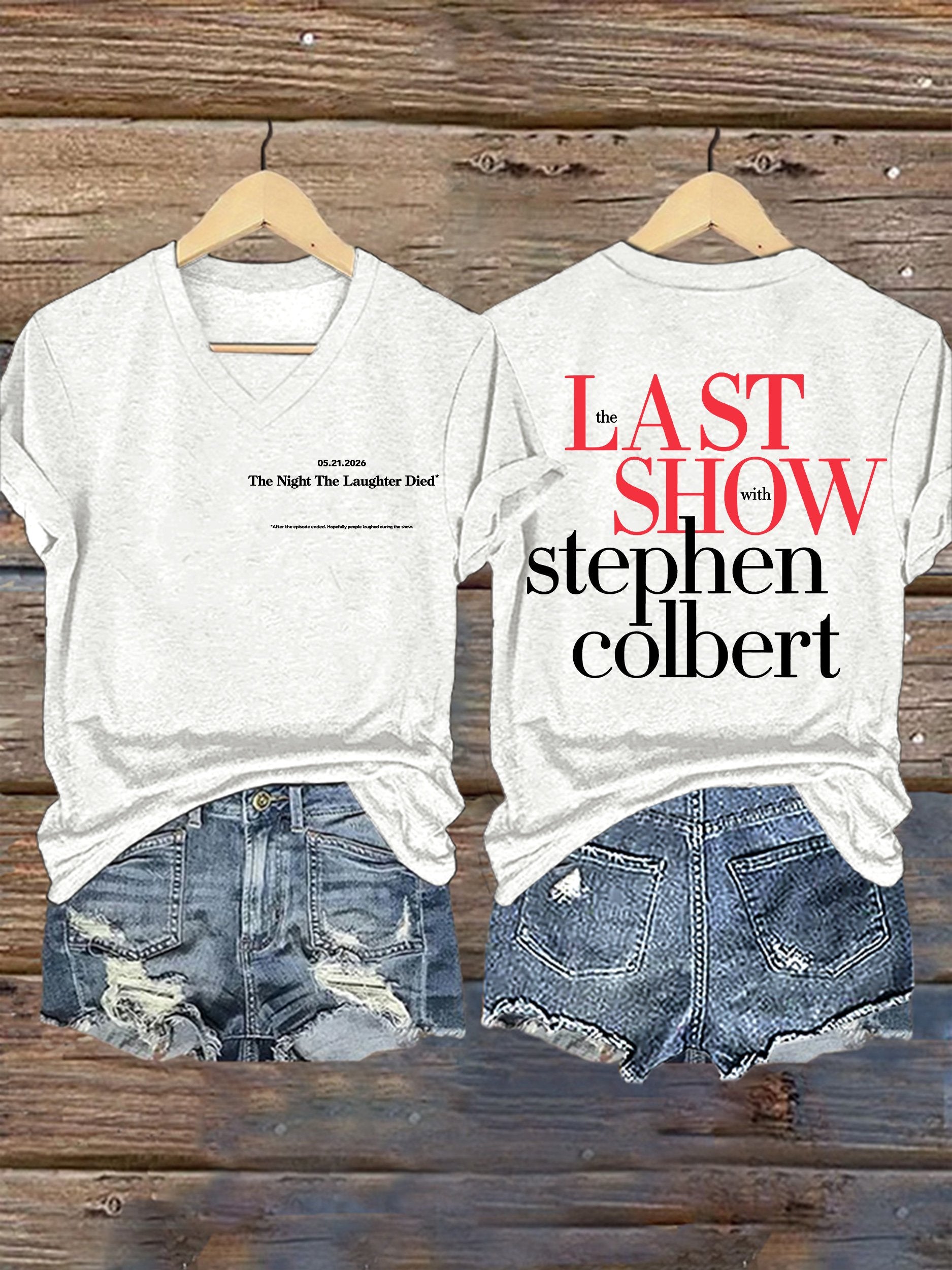 V-Neck Retro Last Show 05.21.2026 The Night The Laughter Died After The Episode Ended. Hopefully People Laughed During The Show Print T-Shirt