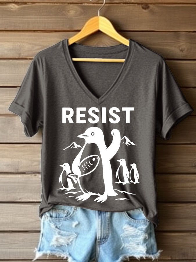 🔥Buy 3 Get 15% Off🔥Women's Penguins Resist Printed V Neck T-shirt