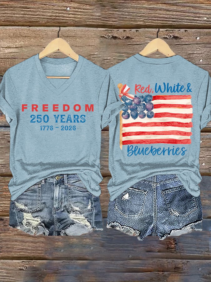 V-Neck Retro Independence Day Red, White & Blueberries Freedom Print T-Shirt