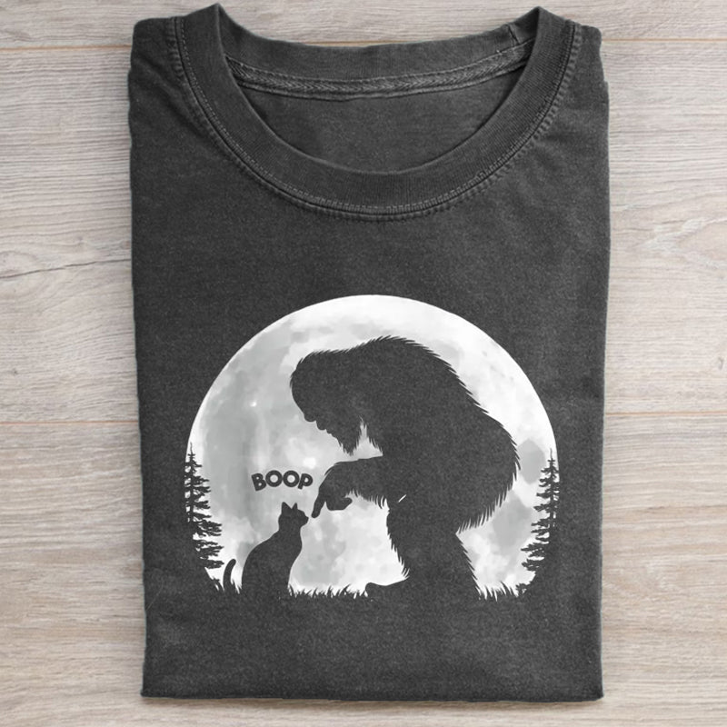 Cat Full Moon Bigfoot T-shirt