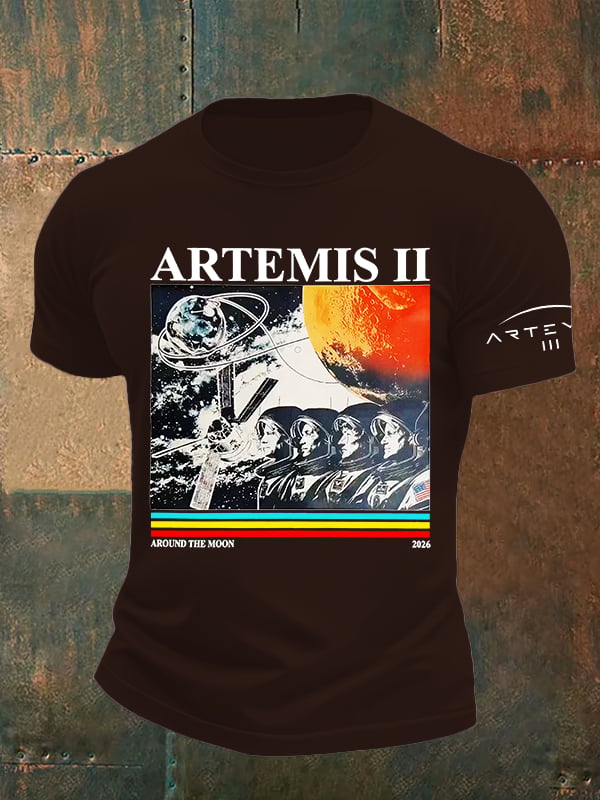 Men's  Lunar Landing Character Print T-Shirt